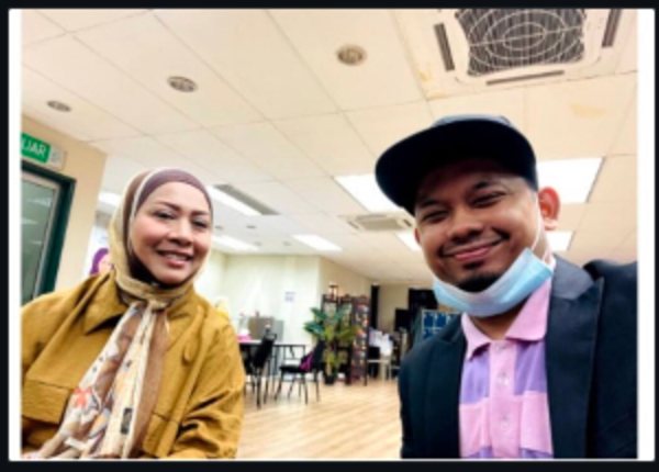 Majlis penyampaian anugerah kepada Yuuki Global
